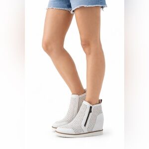 Mi.iM White Perforated Wedge Sneaker Booties – Hidden Heel Zip-Up Casual Chic